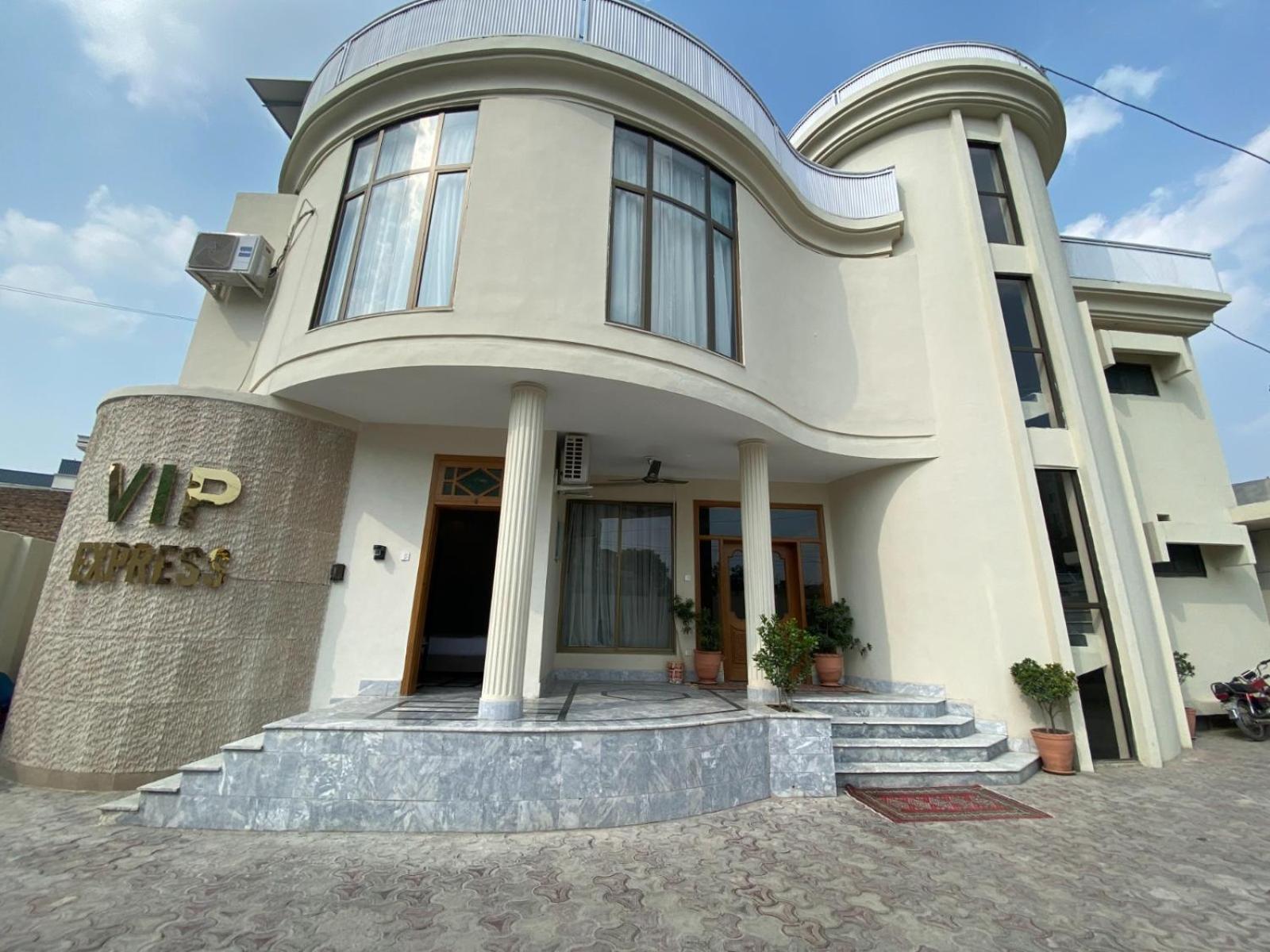 فندق Vip Express بيشاور المظهر الخارجي الصورة